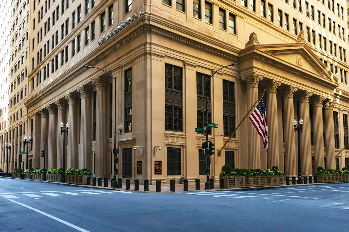 Federal Reserve building seal
