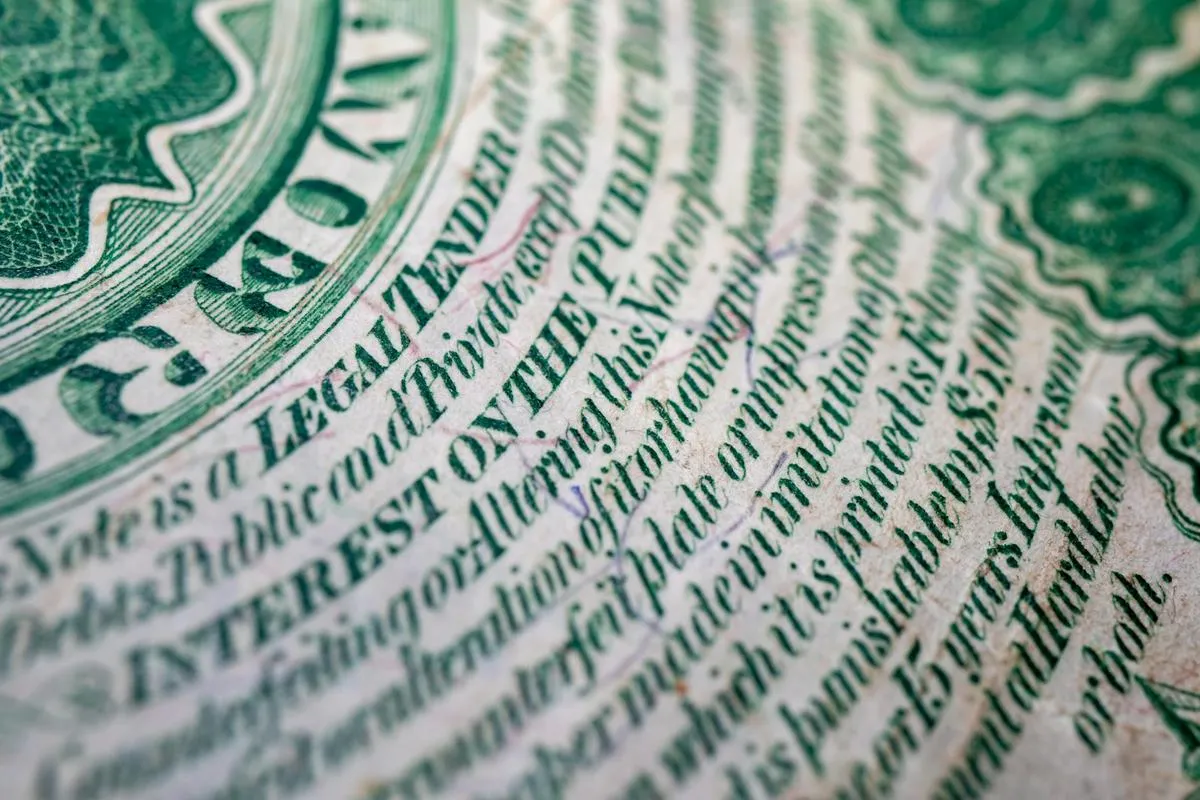 Chart showing treasury yields and inflation rates crossing into negative real territory